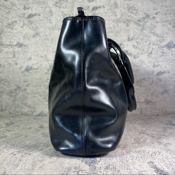 Frederic Paris black leather satchel - Picture 2 of 13